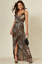 Cargar imagen en el visor de la galería, Leopard Wrap Maxi Dress With Slit
